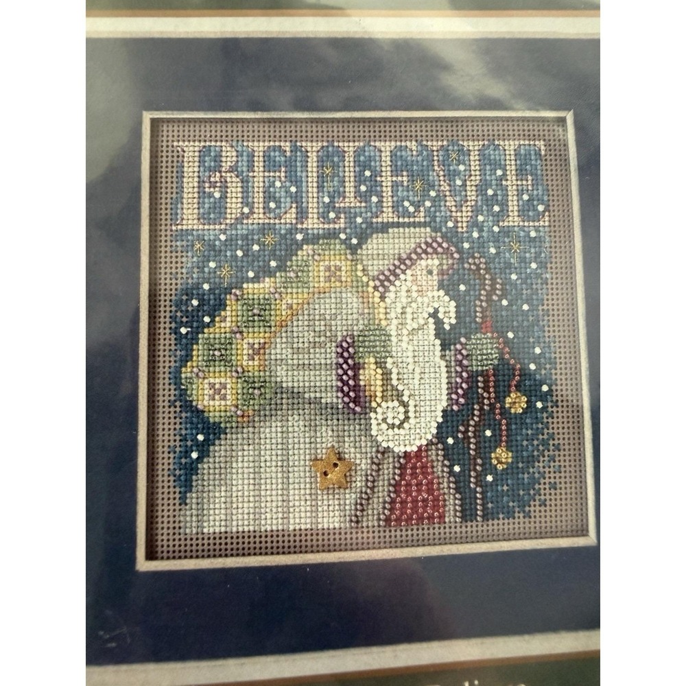 Mill Hill Buttons & Beads Winter Series BELIEVE Santa w Ceramic STAR Button